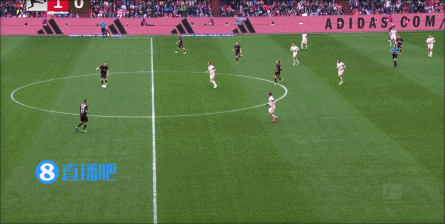 半场-拜仁暂1-1圣保利 凯恩破门奥利塞送助攻