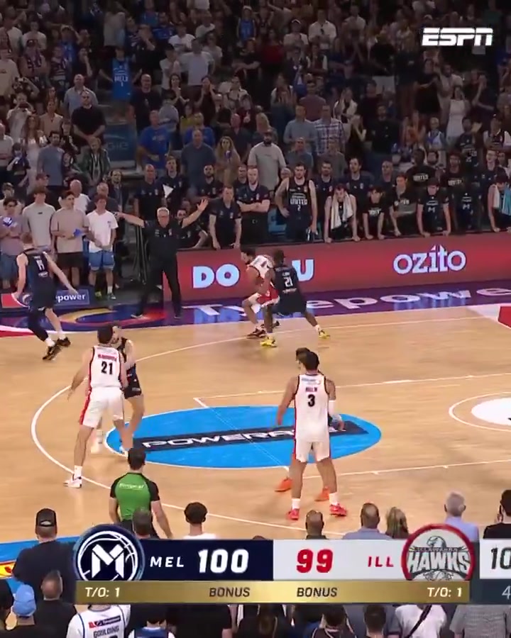 冷血杀手！泰勒-哈维在本赛季NBL总决赛上也完成过三分绝杀