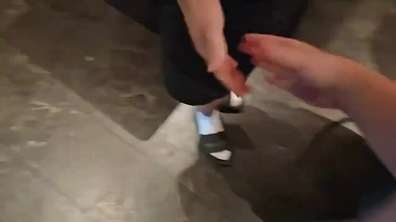 状态不错？Wei参加刘派生日，AJ见面后狂喊大明星